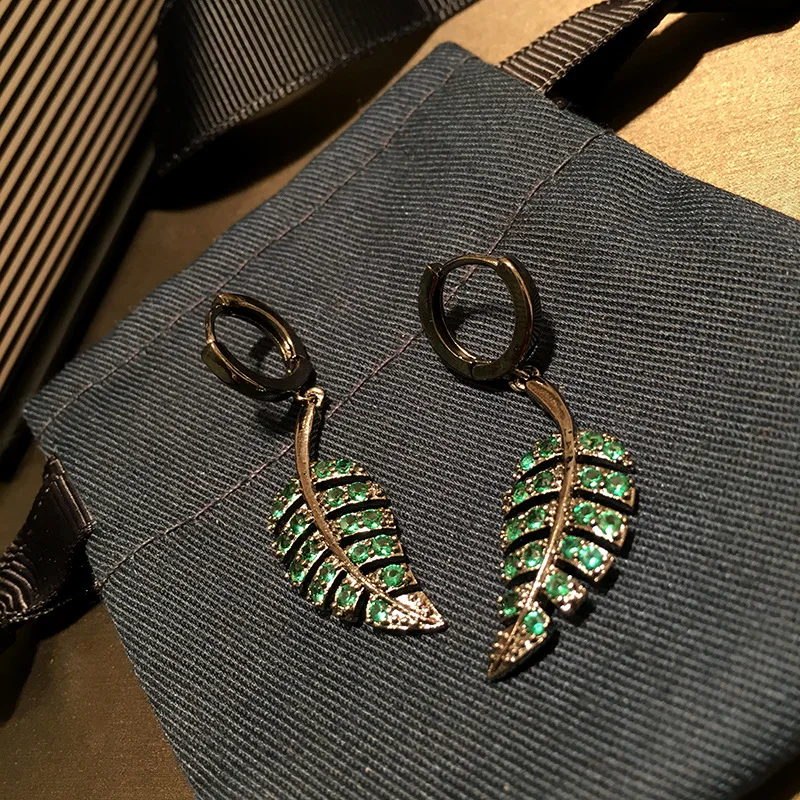 Bilincolor fashion trendy cute vintage green leaf cubic zircon earrings for women
Bilincolor fashion trendy cute vintage green leaf cubic zircon earrings for women