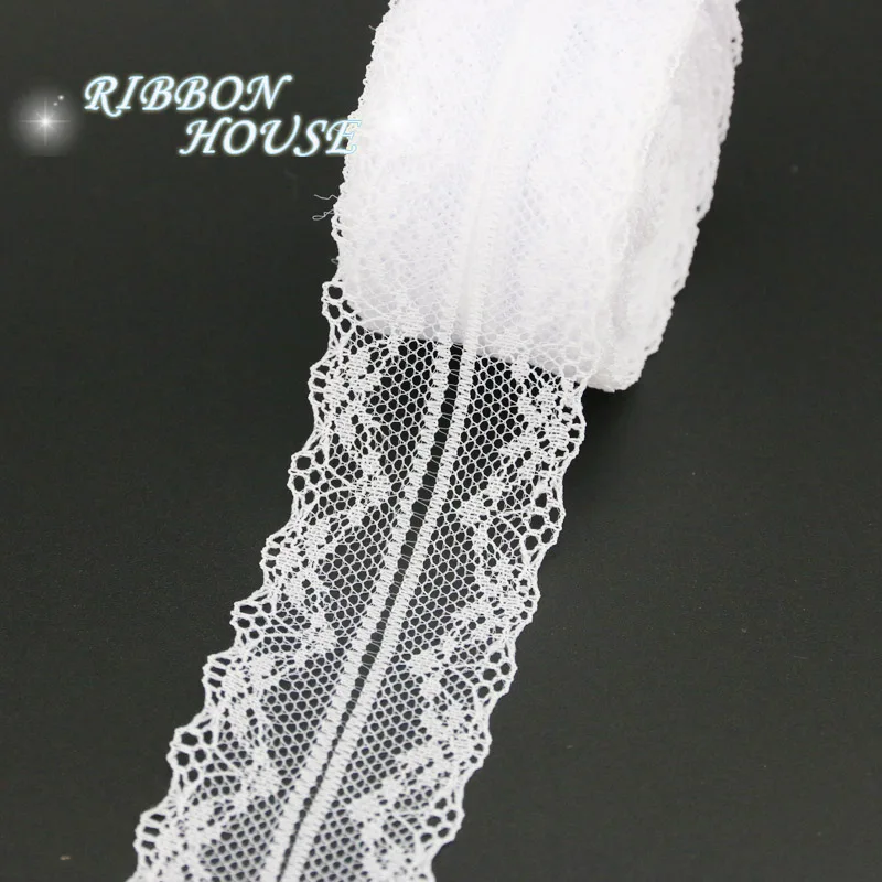 (5 yards/roll) 40mm White lace fabric Webbing Decoration Love gift packing Material
(5 yards/roll) 40mm White lace fabric Webbing Decoration Love gift packing Material