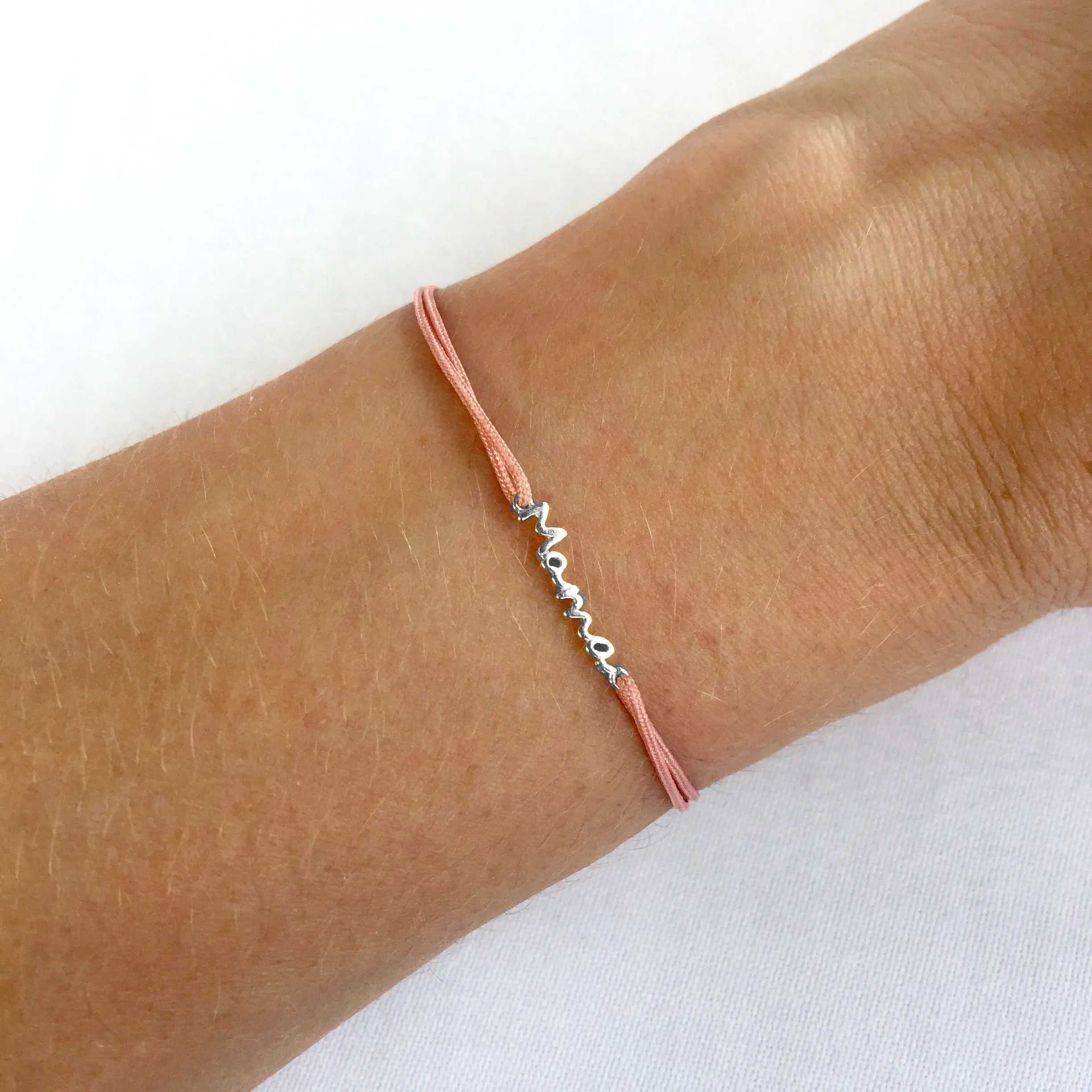 100% Real Silver 925 Sterling Silver Name Mama Charm Bracelet Rope String for Women New Fashion Jewellry Gifts Bracelets
100% Real Silver 925 Sterling Silver Name Mama Charm Bracelet Rope String for Women New Fashion Jewellry Gifts Bracelets