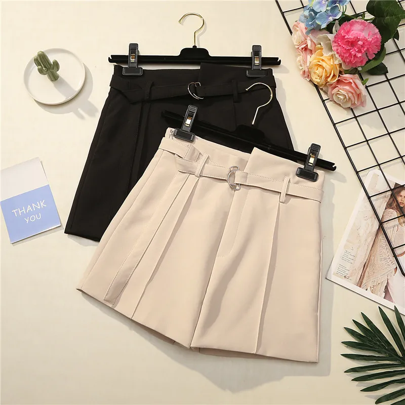 2019 Spring Summer Fashion New Women Shorts High Waist Casual Suit Shorts Women Short Pants Ladies Shorts With Belt WH38
2019 Spring Summer Fashion New Women Shorts High Waist Casual Suit Shorts Women Short Pants Ladies Shorts With Belt WH38