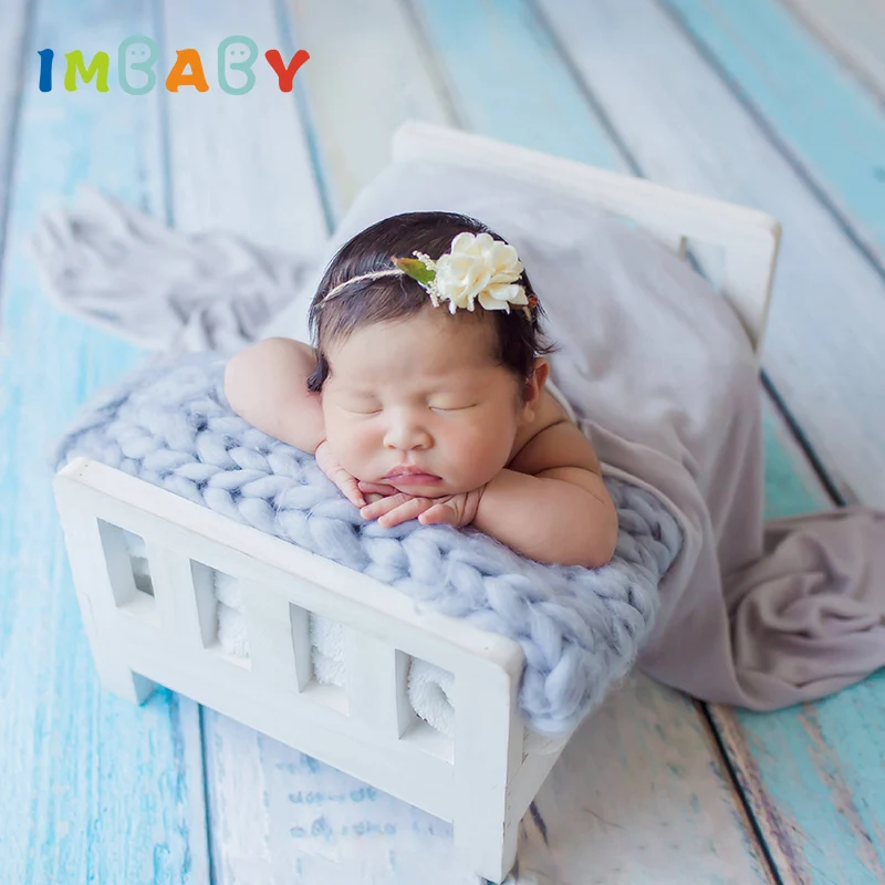 IMBABY Newborn Props for Photography Wood Detachable Bed baby Photography Background Accessories Newborn Studio Props for Shoot
IMBABY Newborn Props for Photography Wood Detachable Bed baby Photography Background Accessories Newborn Studio Props for Shoot