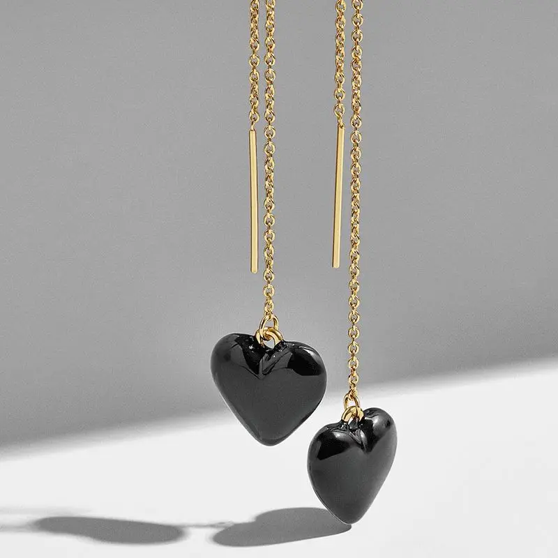 2019 New Design Gold Tassel Chain Pink Red Black Heart Earring Lady's Fashion Long Chain Heart Earring Korean Fashion Jewelry
2019 New Design Gold Tassel Chain Pink Red Black Heart Earring Lady's Fashion Long Chain Heart Earring Korean Fashion Jewelry