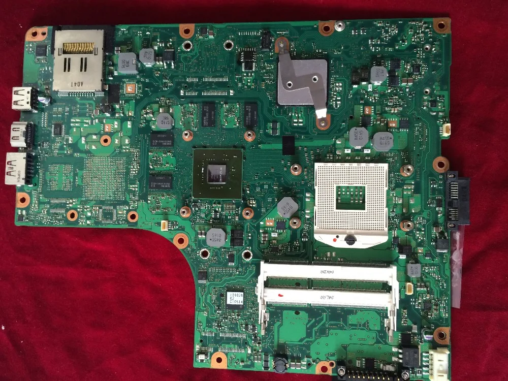 Материнская плата P000536690 для ноутбука Toshiba Qosmio F60 FLESY3 A2670 100% проб. ОК
Материнская плата P000536690 для ноутбука Toshiba Qosmio F60 FLESY3 A2670 100% проб. ОК