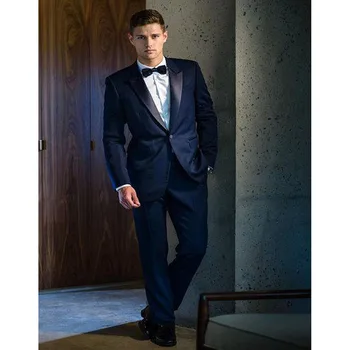 2020 dark Blue Bespoke Man Groom Tuxedos Peak lapel One Button men Suit For Wedding Prom mens suits Blazers(Jacket+Vest+Bow Tie)
2020 dark Blue Bespoke Man Groom Tuxedos Peak lapel One Button men Suit For Wedding Prom mens suits Blazers(Jacket+Vest+Bow Tie)
