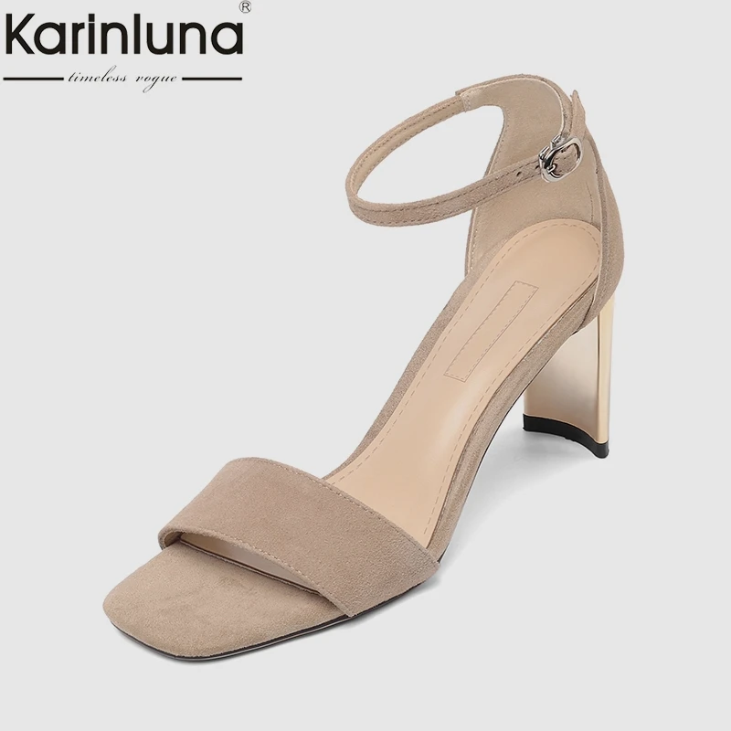 KarinLuna hot sale Sexy Women Whole Genuine Leather Sandals Summer Plus Size 33-43 High Heels Elegant Women Shoes Woman
KarinLuna hot sale Sexy Women Whole Genuine Leather Sandals Summer Plus Size 33-43 High Heels Elegant Women Shoes Woman
