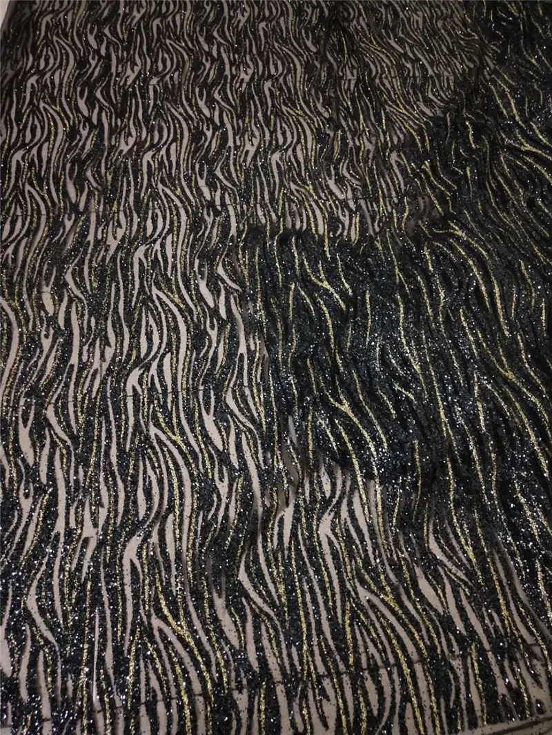 new black glitter gold edge pattern hand print glitter sparkle mesh lace fabric for lady dress /wedding/ night club H-1810113
new black glitter gold edge pattern hand print glitter sparkle mesh lace fabric for lady dress /wedding/ night club H-1810113