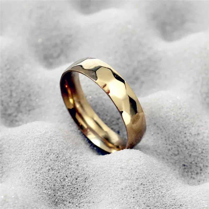 316L Titanium Stainless Steel finger ring 18KGP For Men and Women wedding engagement ring size 17 18 19 20 21mm wholesale
316L Titanium Stainless Steel finger ring 18KGP For Men and Women wedding engagement ring size 17 18 19 20 21mm wholesale