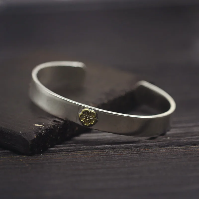 Handmade Japan Sakura Solid 925 Silver Bangle Bracelet For Men Women Simple Brief Design Fashion Thai Silver Mens Jewelry Gifts
Handmade Japan Sakura Solid 925 Silver Bangle Bracelet For Men Women Simple Brief Design Fashion Thai Silver Mens Jewelry Gifts