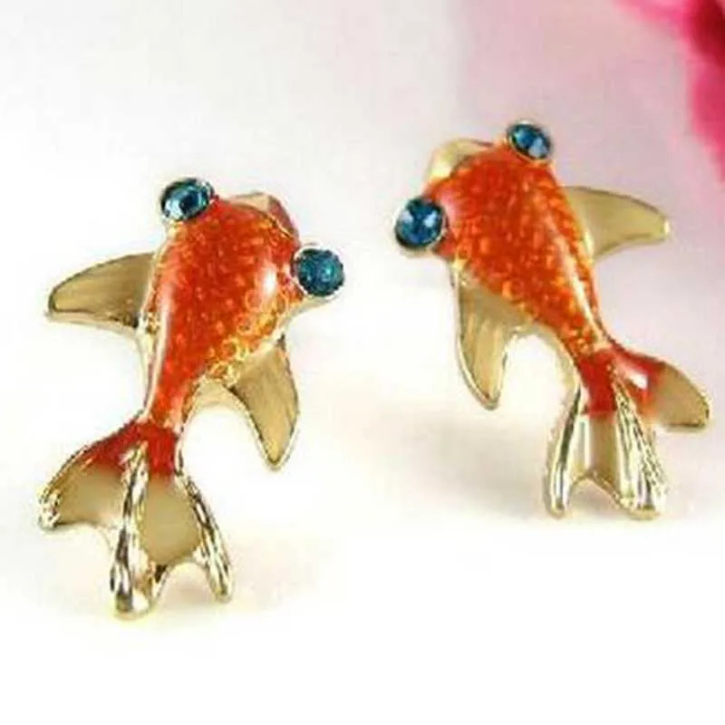 MISANANRYNE 1 Pair Cute & Lovely Goldfish Glazed Stud Earrings Charming Fine Jewelry Drop Shipping 19MM Wholesale Cheap Price
MISANANRYNE 1 Pair Cute & Lovely Goldfish Glazed Stud Earrings Charming Fine Jewelry Drop Shipping 19MM Wholesale Cheap Price