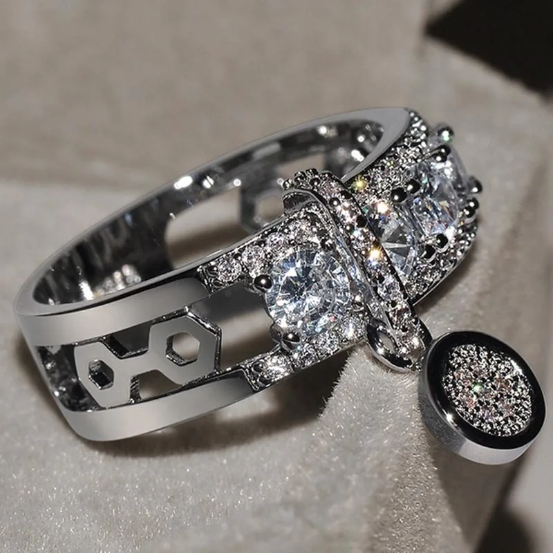 Luxury white zircon engagement ring retro rose gold filled wedding ring women fashion jewelry 2019 new listing
Luxury white zircon engagement ring retro rose gold filled wedding ring women fashion jewelry 2019 new listing