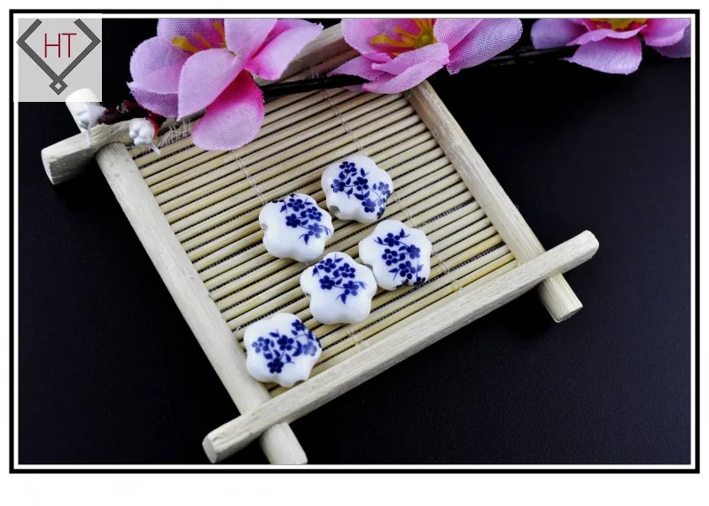 Handmade Printed Porcelain Beads, Blue Little Flower Printing Ceramic Beads, 15mm, Hole:3mm 10pcs/lot
Handmade Printed Porcelain Beads, Blue Little Flower Printing Ceramic Beads, 15mm, Hole:3mm 10pcs/lot