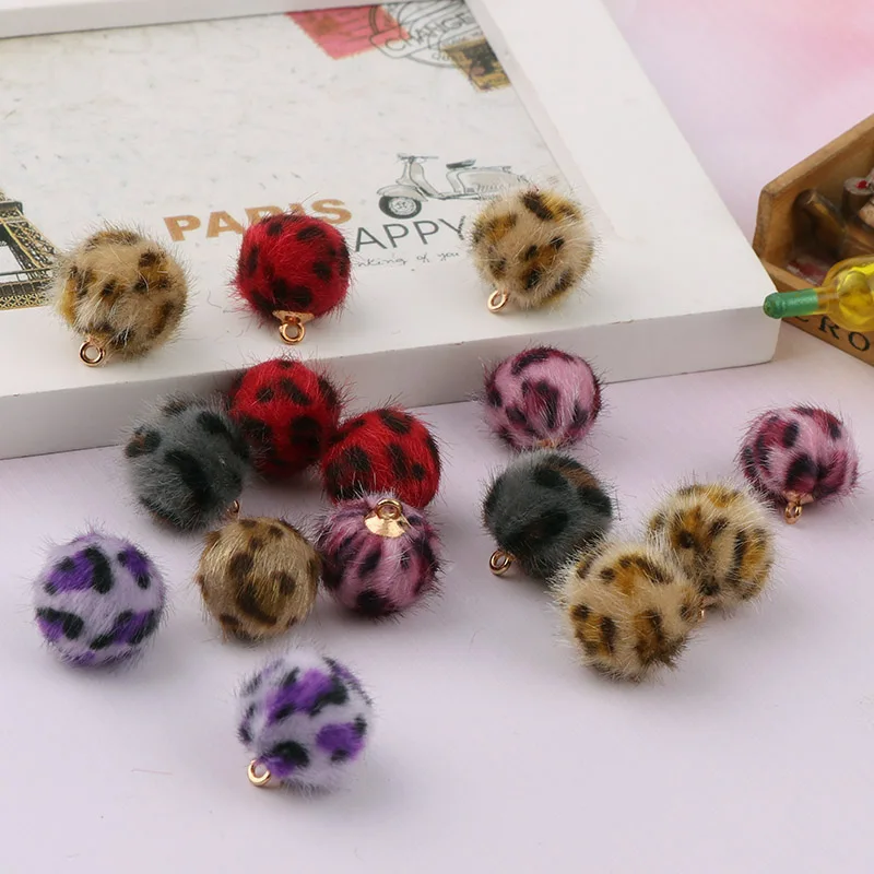 10 Pcs Mix Color Leopard Soft Hairball Pendant Cloth Round Ball For DIY Craft Accessories Jewelry Accessories Pendant
10 Pcs Mix Color Leopard Soft Hairball Pendant Cloth Round Ball For DIY Craft Accessories Jewelry Accessories Pendant