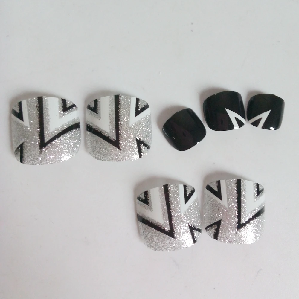 Fashion Artificial Fake Toe Nails Glitter Silver Triangle False Toenails For Foot Lady Nail With Design Manicure Type T044
Fashion Artificial Fake Toe Nails Glitter Silver Triangle False Toenails For Foot Lady Nail With Design Manicure Type T044