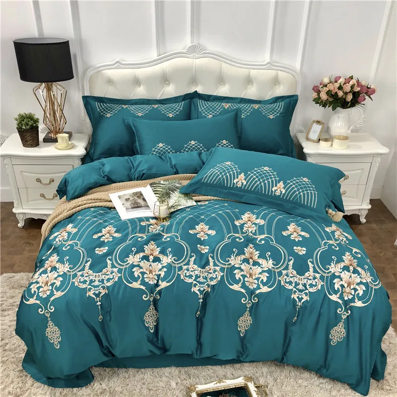 Green Red Luxury Gold Royal Embroidery Egyptian cotton Bedding Set Duvet Cover Bed Sheet/Linen Pillowcases Queen King Size 4pcs 
Green Red Luxury Gold Royal Embroidery Egyptian cotton Bedding Set Duvet Cover Bed Sheet/Linen Pillowcases Queen King Size 4pcs