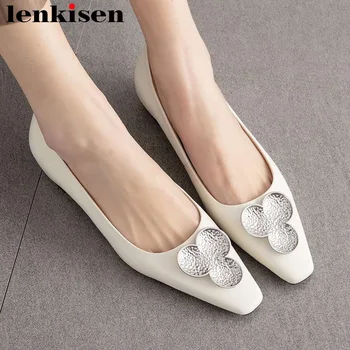 Lenkisen hot selling natural leather low heels slip on pumps square toe metal fastener loafers pretty girls leisure shoes L81
Lenkisen hot selling natural leather low heels slip on pumps square toe metal fastener loafers pretty girls leisure shoes L81