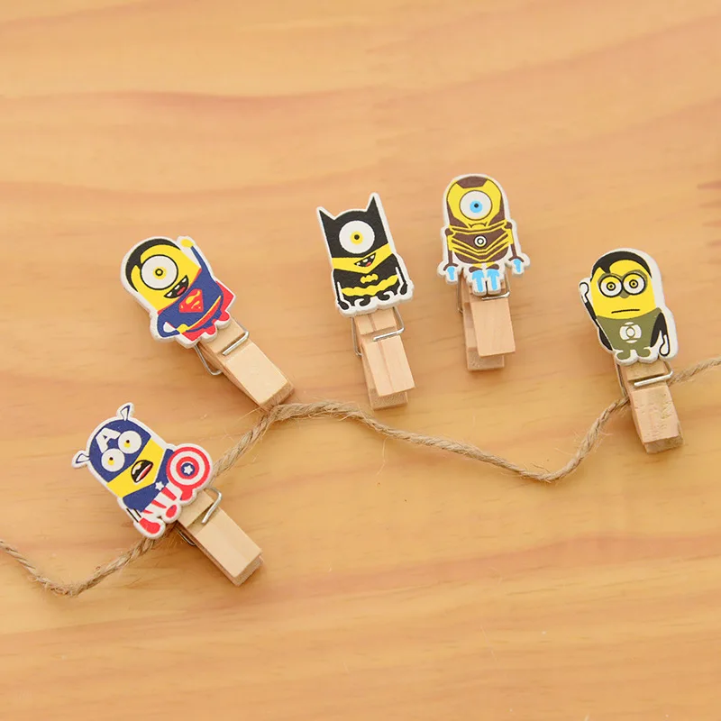 10pcs Kawaii Cute Minions Super Hero Wooden Mini Small Clip Batman Superman Photo Paper Postcard Craft DIY Clips with Hemp Rope
10pcs Kawaii Cute Minions Super Hero Wooden Mini Small Clip Batman Superman Photo Paper Postcard Craft DIY Clips with Hemp Rope