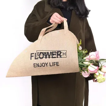 5pcs Flower Carrying Bag Linen Portable Flowers Packing Hand Bag Florist Fresh Flower Carrier Pouch
5pcs Flower Carrying Bag Linen Portable Flowers Packing Hand Bag Florist Fresh Flower Carrier Pouch