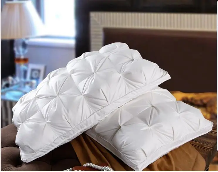 Luxury White grid rectangle duck down/goose down pillow M word lattice technique neck pillow 47*74cm
Luxury White grid rectangle duck down/goose down pillow M word lattice technique neck pillow 47*74cm
