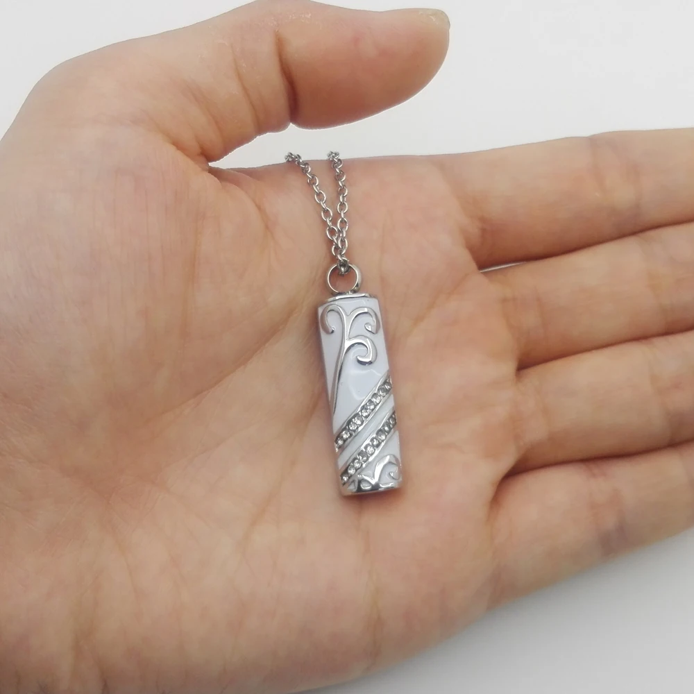 Cremation Jewelry Stainless Steel flower pattern with crystal hold Charm Urn Pendant Necklace P820
Cremation Jewelry Stainless Steel flower pattern with crystal hold Charm Urn Pendant Necklace P820