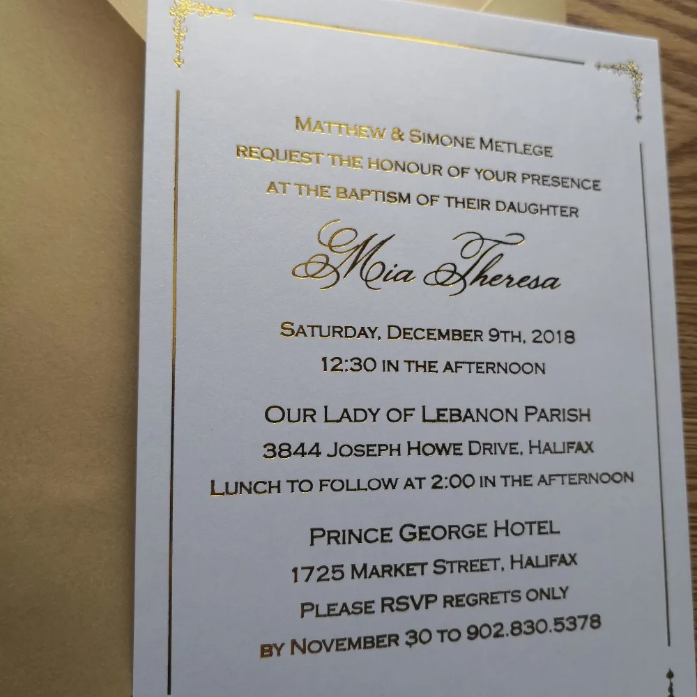 100pcs/set free envelop and free seal Foil printing with invitation optional liner
100pcs/set free envelop and free seal Foil printing with invitation optional liner