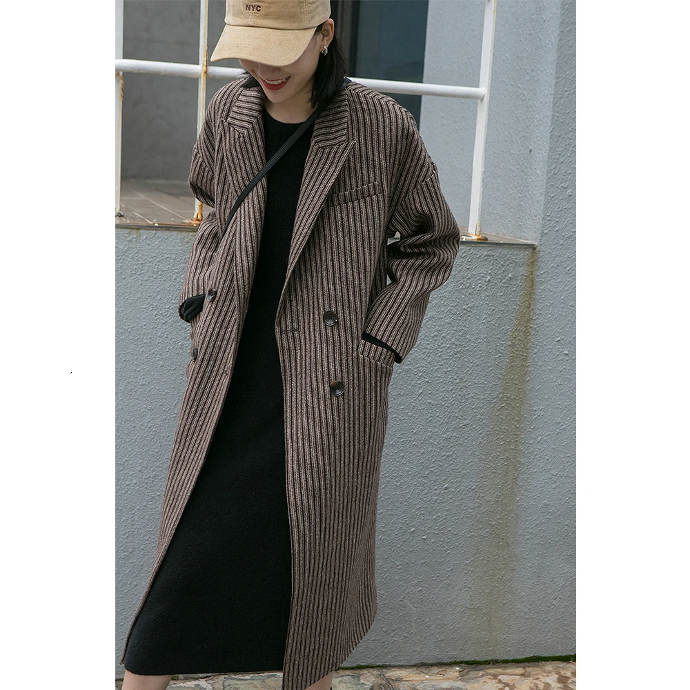 Winter new fashion street style double-breasted straight long striped woolen coat
Winter new fashion street style double-breasted straight long striped woolen coat