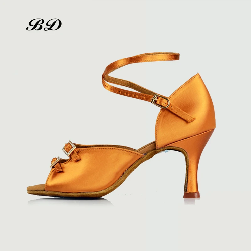 BD Dance Shoes Ballroom Women Latin Shoes Woman Shoe BDDANCE 247 Authentic High-end Sprofession SHOES DANCE Diamond Buckle Heels
BD Dance Shoes Ballroom Women Latin Shoes Woman Shoe BDDANCE 247 Authentic High-end Sprofession SHOES DANCE Diamond Buckle Heels
