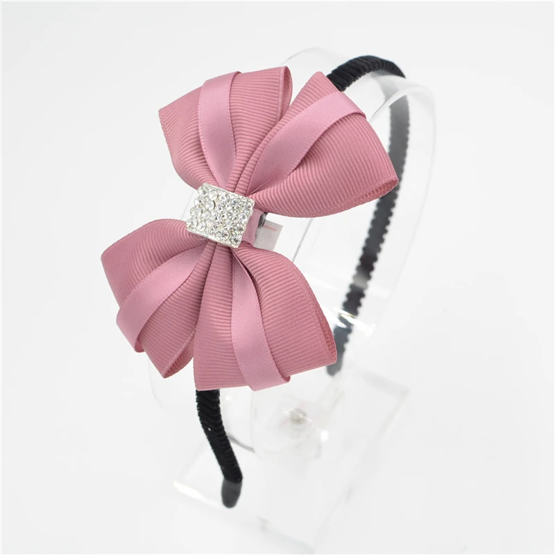 Women Girls lady Fashion Bow diamond Headband Hairband bowknot silk Elegant Hair Bands Holder Hoop headwear hair accessories
Women Girls lady Fashion Bow diamond Headband Hairband bowknot silk Elegant Hair Bands Holder Hoop headwear hair accessories