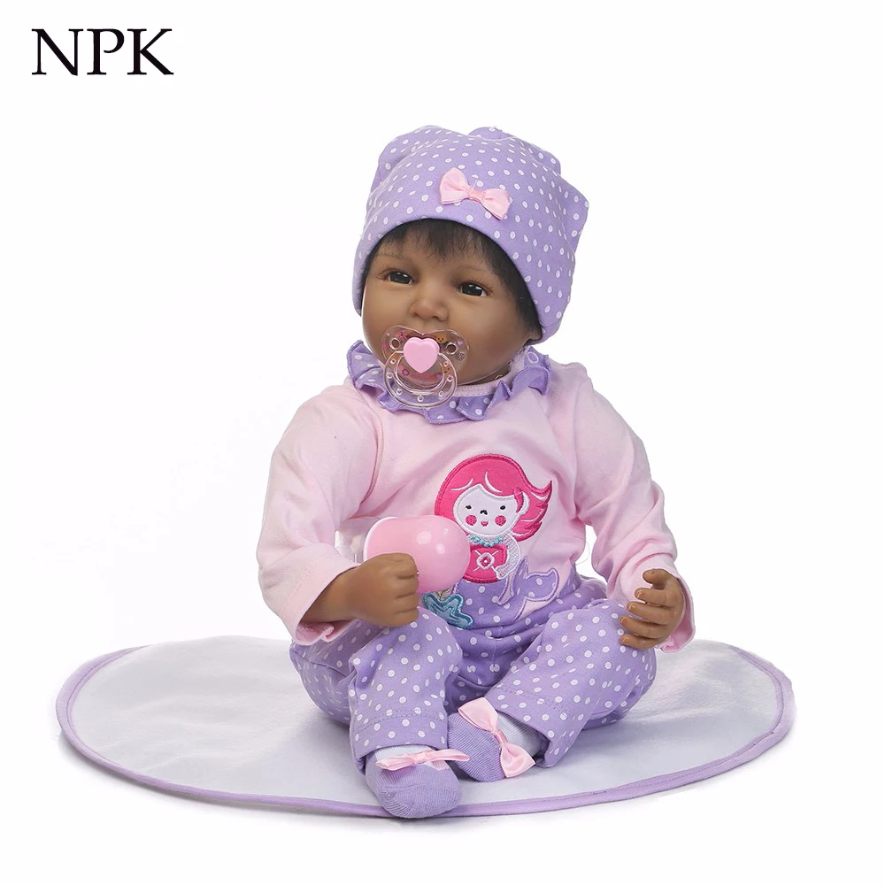NPK 55m Newborn black doll Realistic soft Silicone Reborn Baby Doll Lifelike Baby Alive Dolls Kids Playmate Xmas Gifts bonecas
NPK 55m Newborn black doll Realistic soft Silicone Reborn Baby Doll Lifelike Baby Alive Dolls Kids Playmate Xmas Gifts bonecas