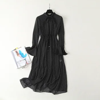 European and American women's fashion 2019 spring new style Dot printed Bowknot receives Long sleeved dresses flared sleeves
European and American women's fashion 2019 spring new style Dot printed Bowknot receives Long sleeved dresses flared sleeves