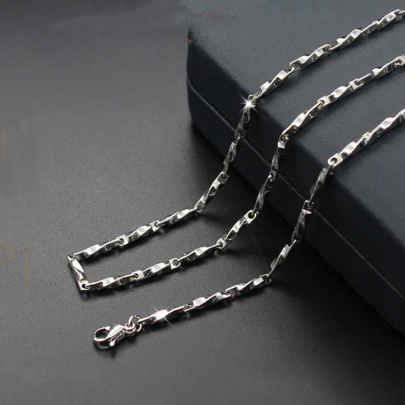 Simple and stylish titanium steel necklace stainless steel men and women necklace
Simple and stylish titanium steel necklace stainless steel men and women necklace