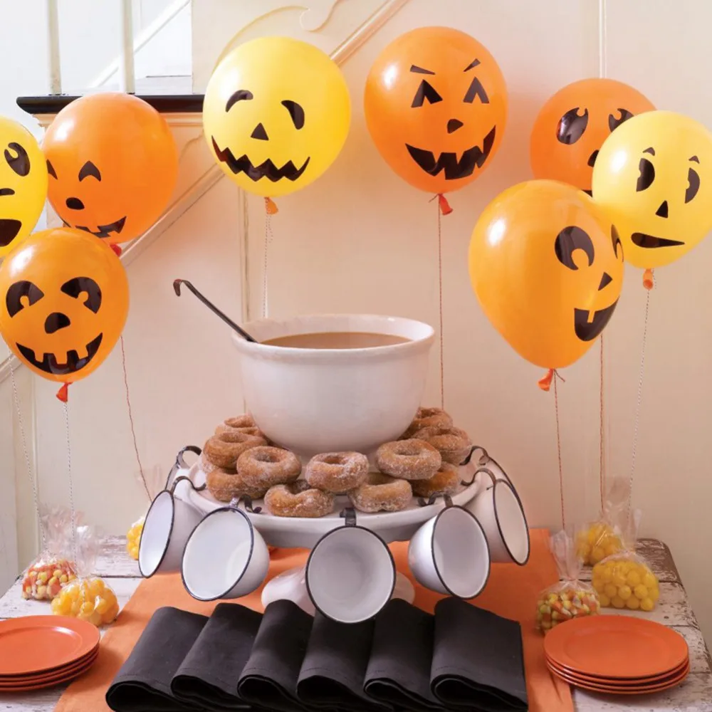 DIY-Halloween-Balloon-Crafts-5