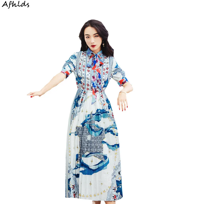 Vintage national style printed pleated slim dress female 2018 summer new stand collar bow short sleeve Single-breasted dress
Vintage national style printed pleated slim dress female 2018 summer new stand collar bow short sleeve Single-breasted dress