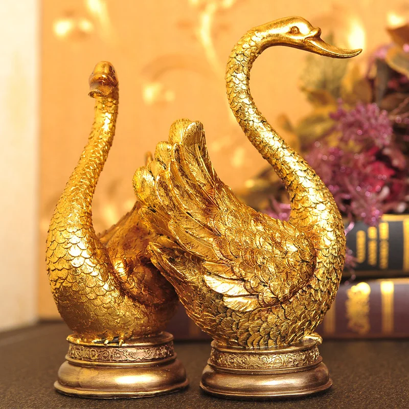 The golden swan couple Home Furnishing living room resin decoration wedding gift European decor Zhaocai crafts business
The golden swan couple Home Furnishing living room resin decoration wedding gift European decor Zhaocai crafts business
