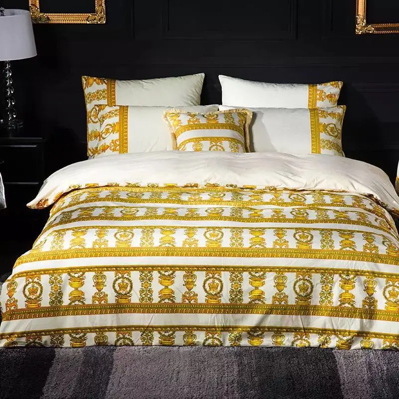 New Arrivals Velvet Fleece Bedding Set Luxury Home Deco 4 pcs Including 2pcs Pillow Covers 1 pcs Bed Sheet and 1 pc Qulit Cover
New Arrivals Velvet Fleece Bedding Set Luxury Home Deco 4 pcs Including 2pcs Pillow Covers 1 pcs Bed Sheet and 1 pc Qulit Cover