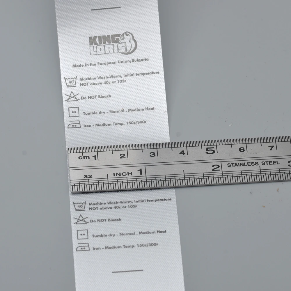 35mm width Custom Made design white garment washing care label Satin clothing size tags washable labels in roll free shipping
35mm width Custom Made design white garment washing care label Satin clothing size tags washable labels in roll free shipping