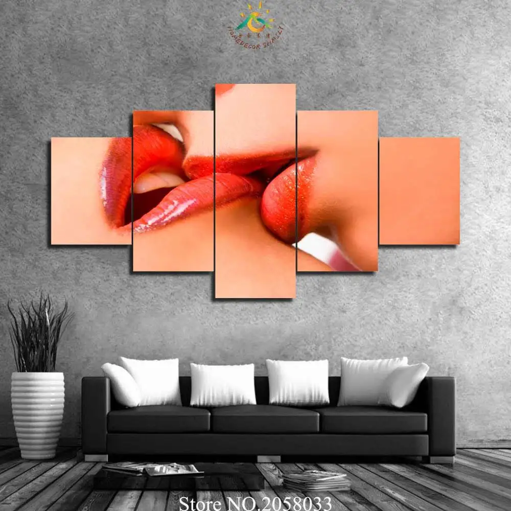3-4-5 Pieces Iesbian Kiss Pictures Painting Modern Home Decor Canvas Poster Living Room Wall Art Pictures HD Printed
3-4-5 Pieces Iesbian Kiss Pictures Painting Modern Home Decor Canvas Poster Living Room Wall Art Pictures HD Printed