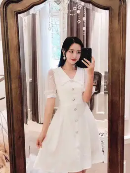 In the summer of 2020 the new sweet net yarn beading sequins hubble-bubble sleeve cuff neckline dress of pearl
In the summer of 2020 the new sweet net yarn beading sequins hubble-bubble sleeve cuff neckline dress of pearl