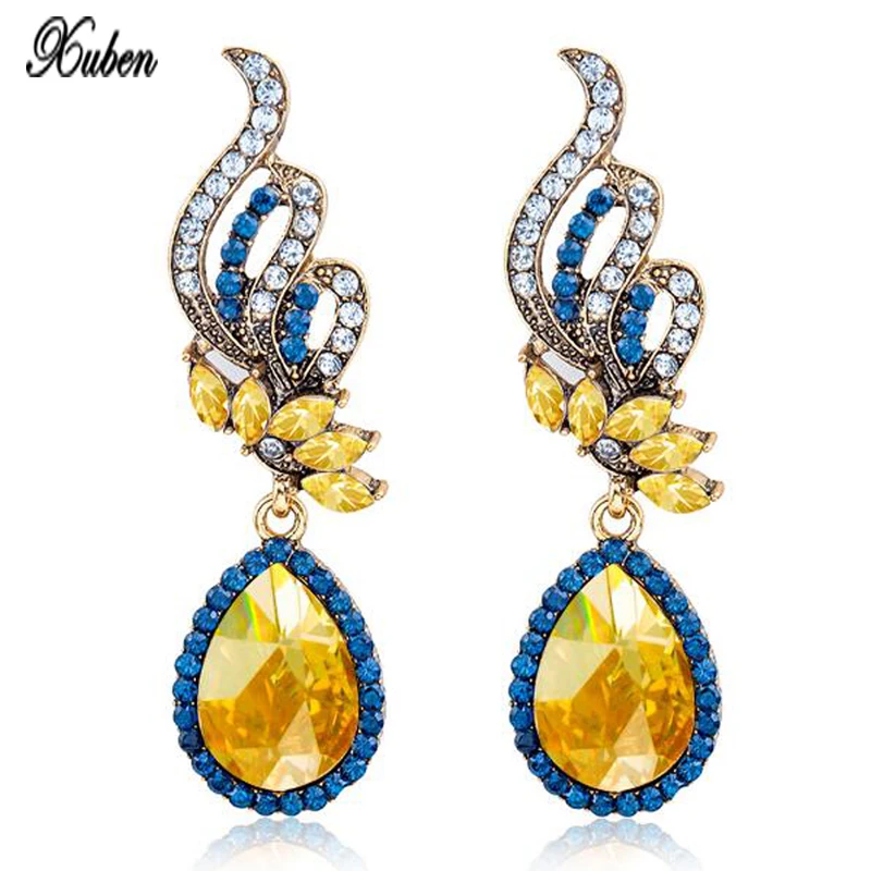 Korean Fashion Imitation Pearl Earrings Flowers Hanging After Senior Flower earrings Female crystal Jewelry
Korean Fashion Imitation Pearl Earrings Flowers Hanging After Senior Flower earrings Female crystal Jewelry