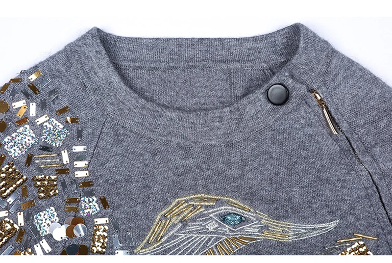 معطف شتوي محاك بالعباءه من الكشمير برسم طير النسر مطرز يدويا مطرز بالترتر للنساء معطف باكمام جديد كولكشن شتوي تريند معطف شتوي محاك بالعباءه من الكشمير برسم طير النسر مطرز يدويا مطرز بالترتر للنساء معطف باكمام جديد كولكشن شتوي تريند