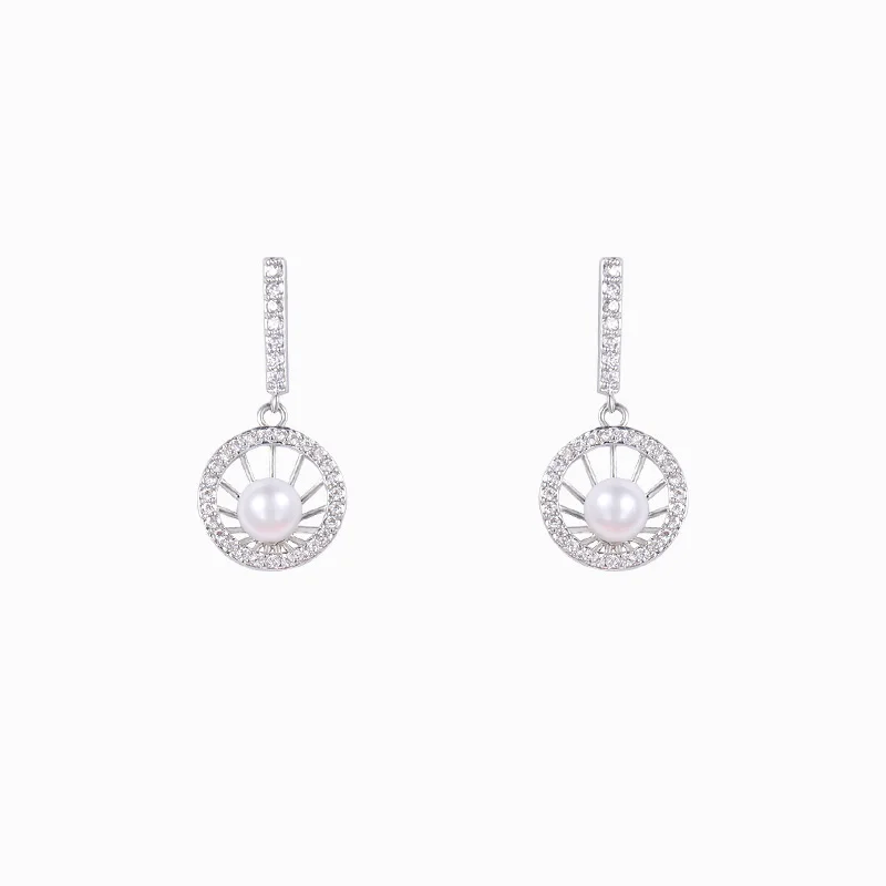 WEIMANJINGDIAN High Quality AAA Cubic Zirconia Round Fan Drop Earrings in White Gold Color
WEIMANJINGDIAN High Quality AAA Cubic Zirconia Round Fan Drop Earrings in White Gold Color