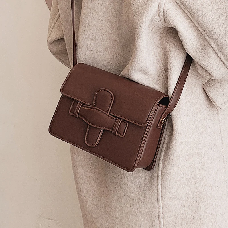 High quality korean style women bags buckle chain handbags small satchels pu leather clutch messenger flap lady purse pocket
High quality korean style women bags buckle chain handbags small satchels pu leather clutch messenger flap lady purse pocket