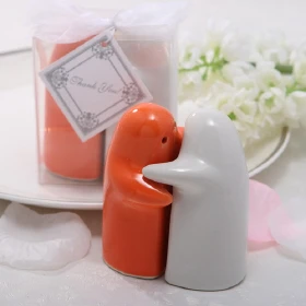 Free Shipping European creative seasoning pot Ceramic doll embrace seasoning Jar Set
Free Shipping European creative seasoning pot Ceramic doll embrace seasoning Jar Set