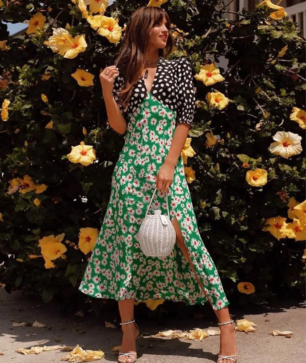 100% Silk Women's 2019 New Color Matching Retro V-neck French Small Daisy Short Sleeved Midi Dress
100% Silk Women's 2019 New Color Matching Retro V-neck French Small Daisy Short Sleeved Midi Dress