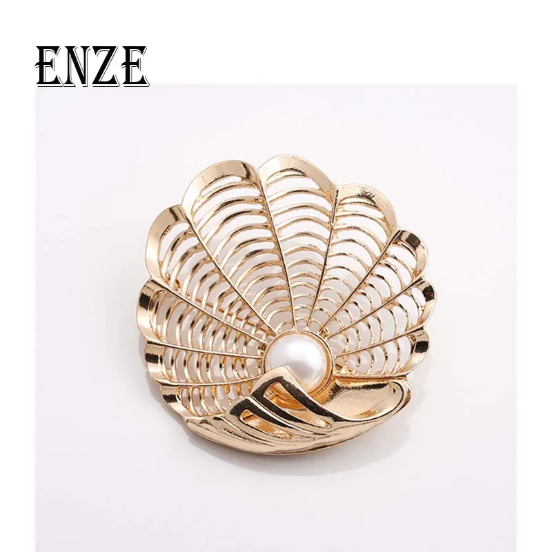 Free shipping Couple Accessories Golden shell modeling Imitation pearl for decoration brooch pins fashion girl woman jewelry
Free shipping Couple Accessories Golden shell modeling Imitation pearl for decoration brooch pins fashion girl woman jewelry