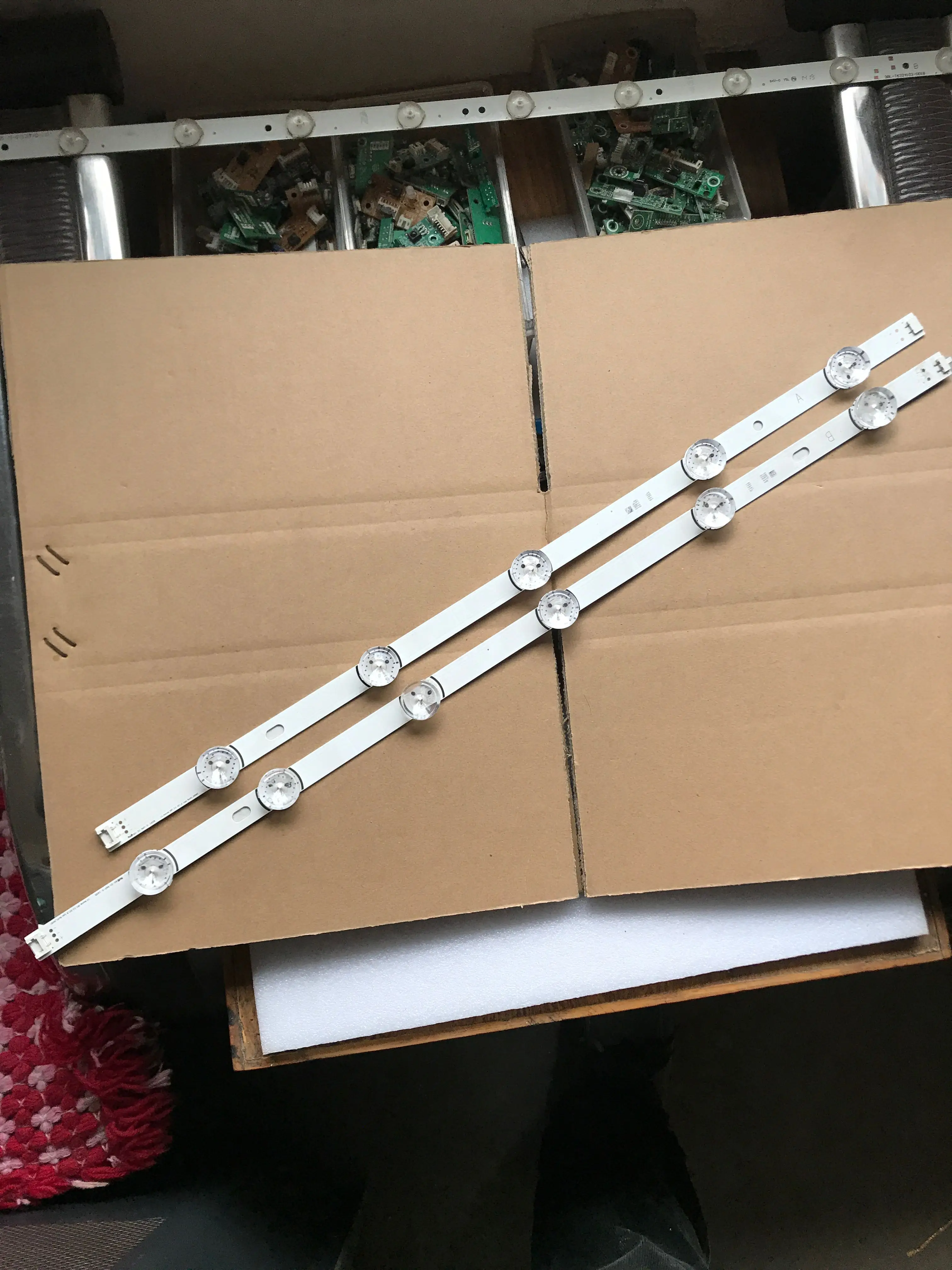 LED Backlight strip for 50LB5800 50LB580N 6916L 1730A 1731A 1736A 1735A 1978A 1979A 50LB570U 50LB561V 50LB582B 50LB551V 50LB551U
LED Backlight strip for 50LB5800 50LB580N 6916L 1730A 1731A 1736A 1735A 1978A 1979A 50LB570U 50LB561V 50LB582B 50LB551V 50LB551U