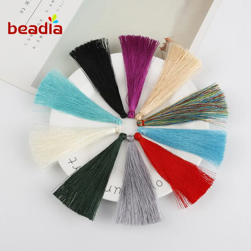 Wholesale 15Pcs 9cm Long Polyester Silk Tassel Brush for Earring Charms Pendant Curtain Tassels Diy Jewelry Making Findings
Wholesale 15Pcs 9cm Long Polyester Silk Tassel Brush for Earring Charms Pendant Curtain Tassels Diy Jewelry Making Findings