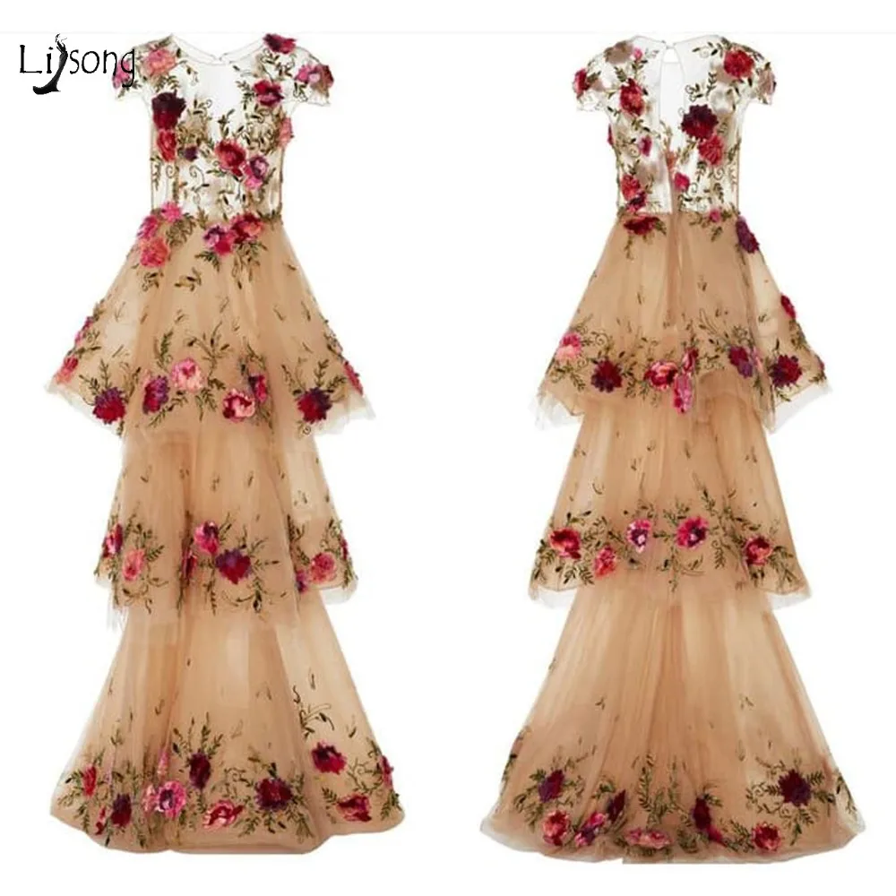 

Pretty Champagne Floral Tiered Long Prom Dresses 2019 Lace Ruffles 3D Flower Prom Gowns Sexy Illusion Formal Party Dress Abiye