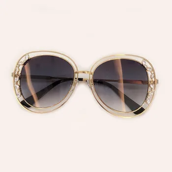 High Quality Women Oval Sunglasses 2019 Fashion Luxury Brand Designer Alloy Frame UV400 Protection with Original Packing Box
High Quality Women Oval Sunglasses 2019 Fashion Luxury Brand Designer Alloy Frame UV400 Protection with Original Packing Box