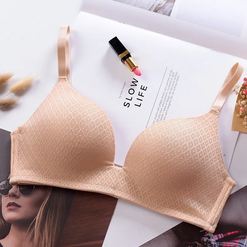 Breathable Thin Soft B Cup Bra Intimates 2018 Wire Free Basic Sexy Lingerie Women Underwear Seamless Bra Sleep Brassiere
Breathable Thin Soft B Cup Bra Intimates 2018 Wire Free Basic Sexy Lingerie Women Underwear Seamless Bra Sleep Brassiere