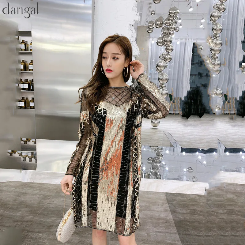 Dangal Sexy Tulle Sequined Dresses Hip Hop Bling Heavy Beading O-Neck Dress Women Street Dresses For Stage Dance Club Party 2019
Dangal Sexy Tulle Sequined Dresses Hip Hop Bling Heavy Beading O-Neck Dress Women Street Dresses For Stage Dance Club Party 2019